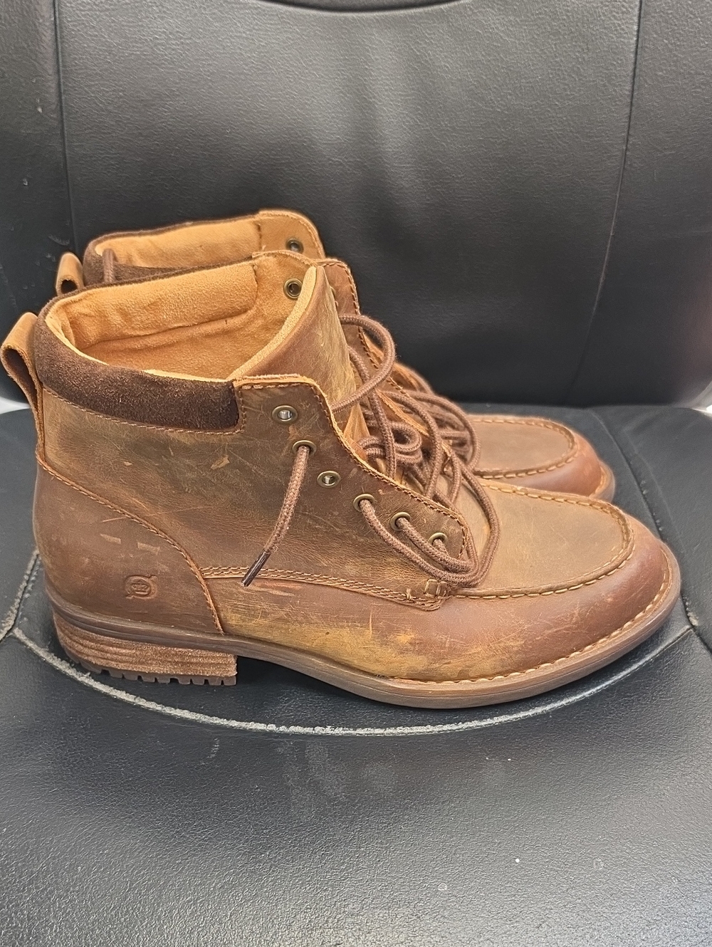 Born Men's Brown Leather Lace-Up Ankle Boots